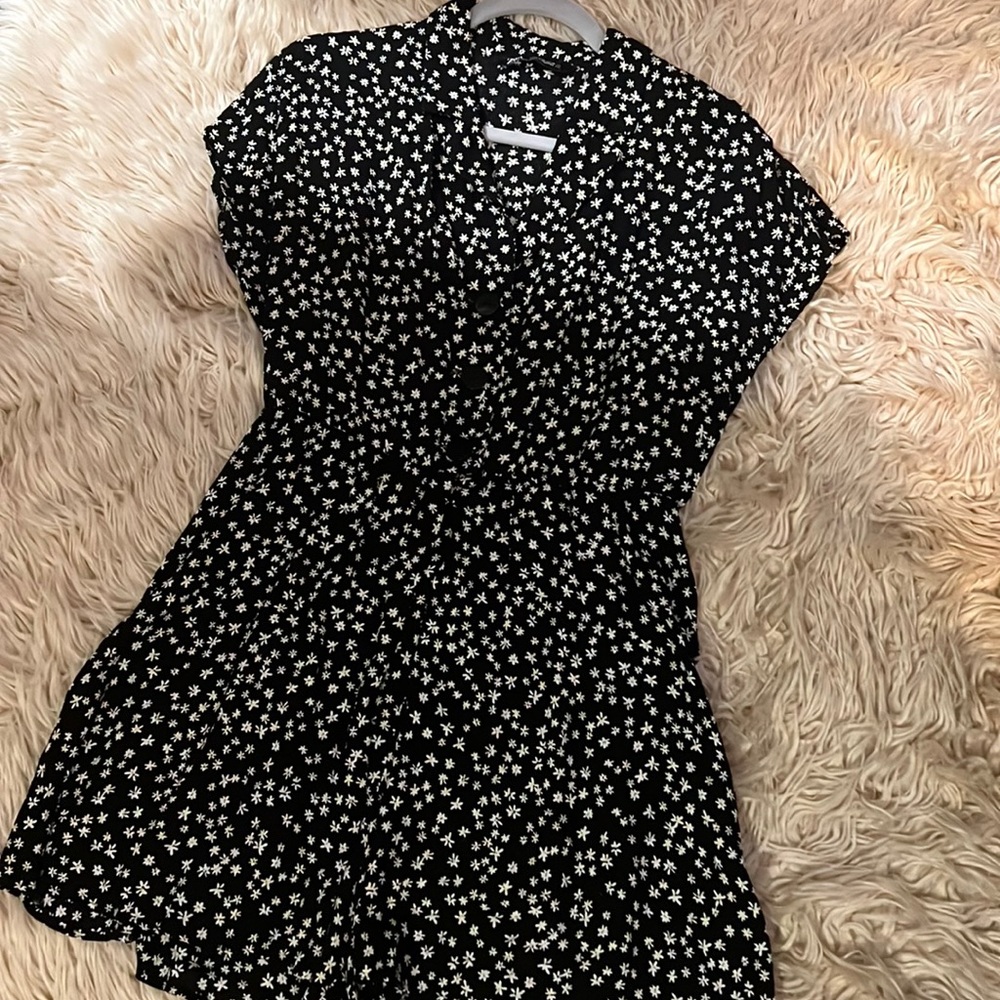 Zara Daisy Romper Sz Med